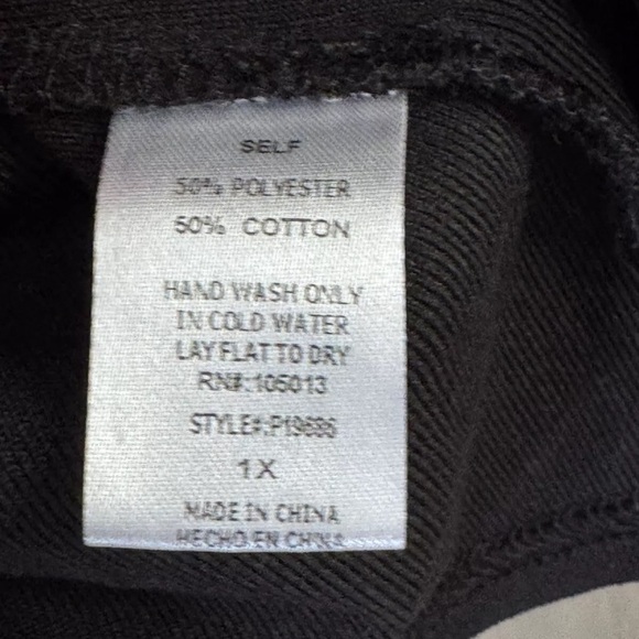 Savanna Jane Top 1X Slouchy Turtleneck Black Shirt Embroidered Boho Tulip Hem - Picture 8 of 9